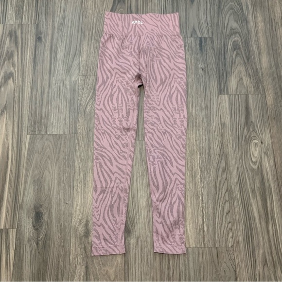AYBL Evolve Animal Seamless Leggings - Picture 4 of 4